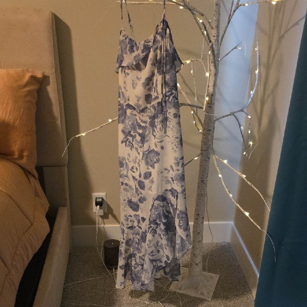 Chic Blue and White Floral Dress
